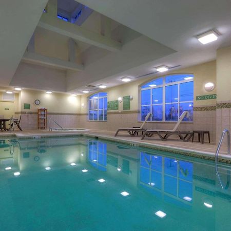Country Inn & Suites By Radisson, Fredericksburg, Va Konforlar fotoğraf